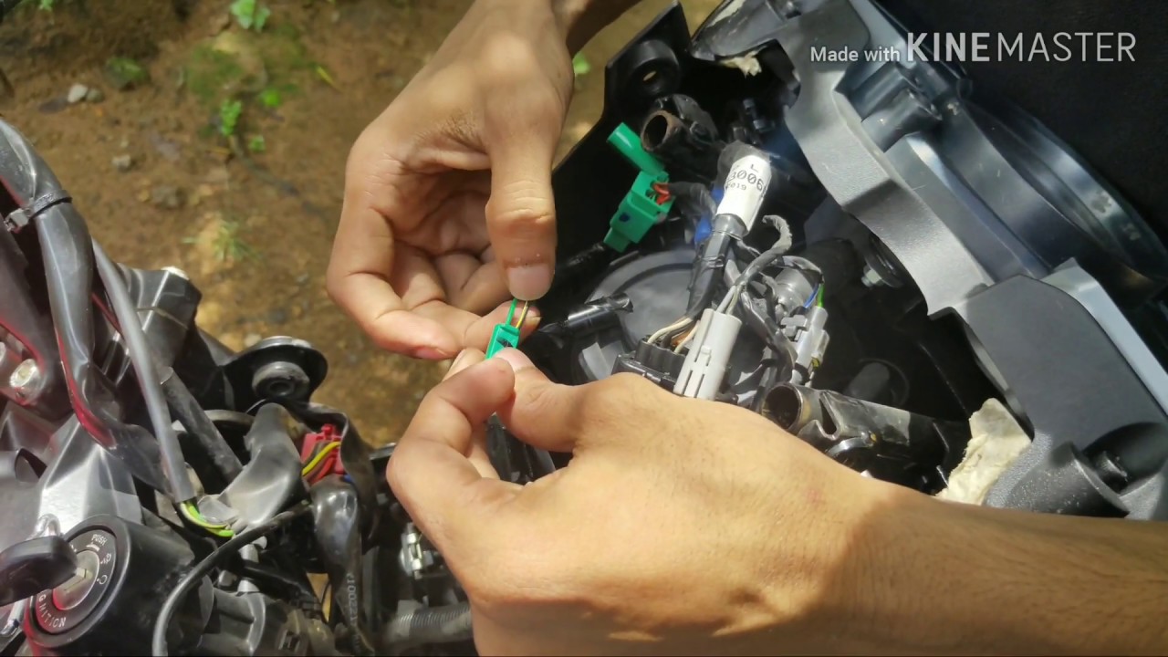 How To Set Hazard Light for Bike Malayalam tips ആർക്കും 5രൂപക്ക് 5mnt കൊണ്ട് 4 Indicator  Setചെയ്യാം
