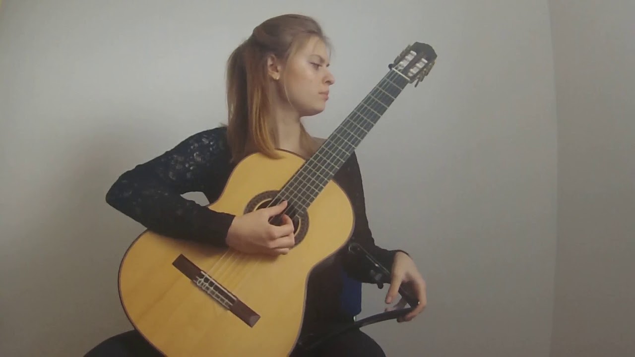 Divna plays Variations on a Catalan Folk Song by Duarte