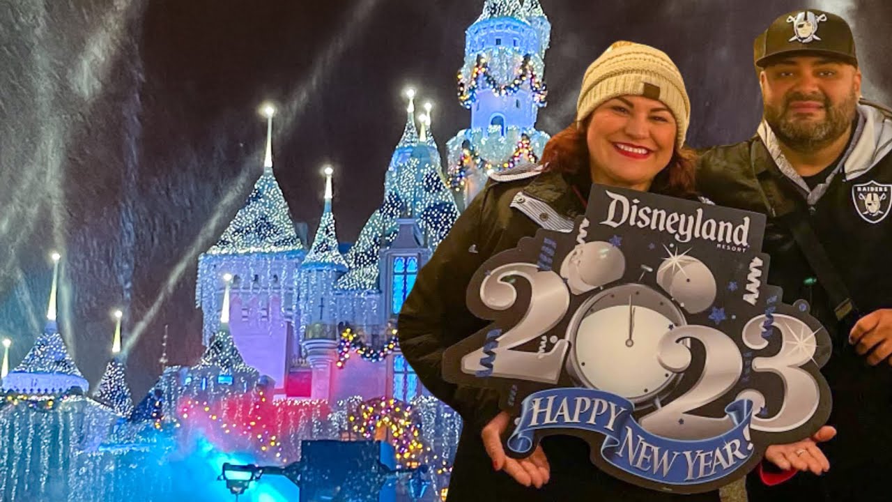 DISNEYLAND RAINED OUT | NEW YEARS AT DISNEYLAND | GENIE+ | 2023