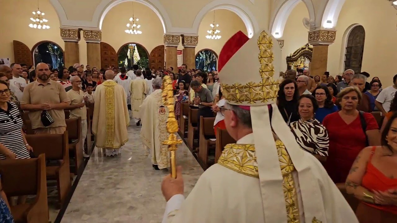 AO VIVO - Dom Pedro Luiz Stringhini preside a Missa da Noite de Natal