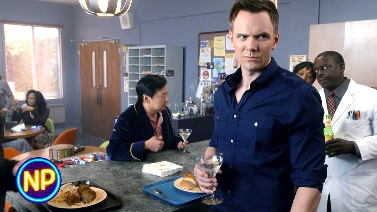 The Teacher's Lounge | Community Season 5 Episode 2