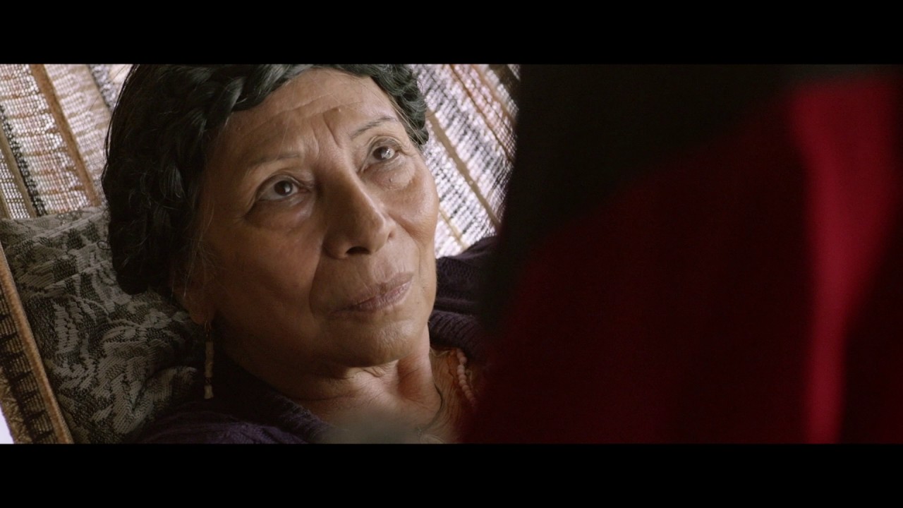 Sue&ntilde;o en Otro Idioma (I Dream in Another Language) - Clip Exclusivo