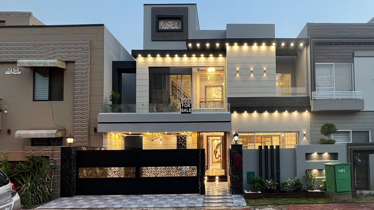 11 Marla Very Beautiful House 🏡 For Sale In Bahria Town Lahore @AlAliGroup