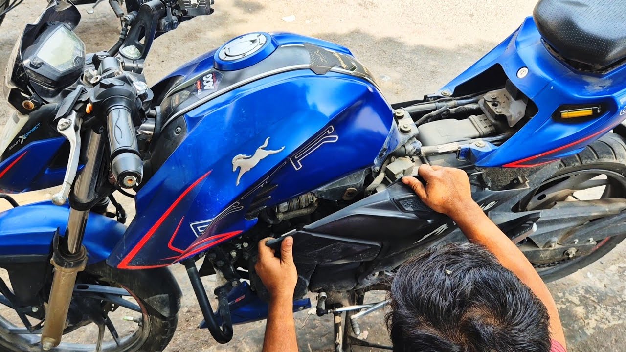 Apache RTR 200 4v ka Throttle Bhot zada Fluctuate kar rha hai 🫠