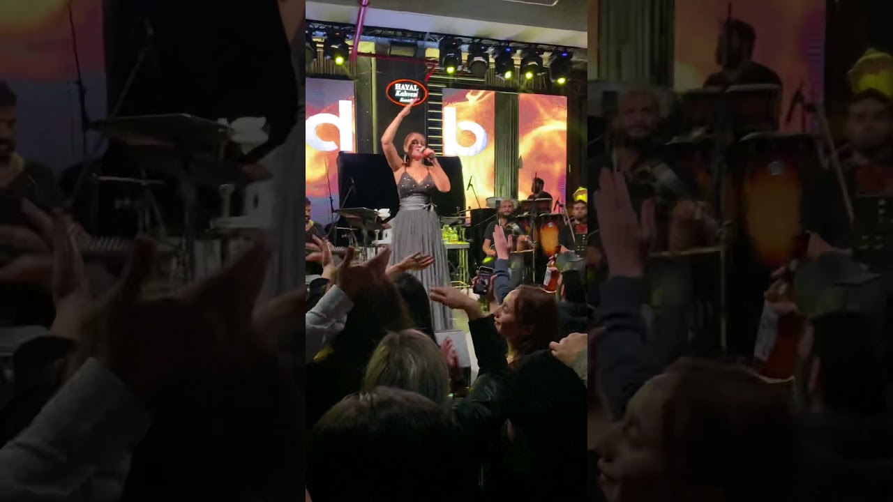 Derya Bedavacı- Gelmezsen Gelme Konser/ Hayal Kahvesi Kocaeli