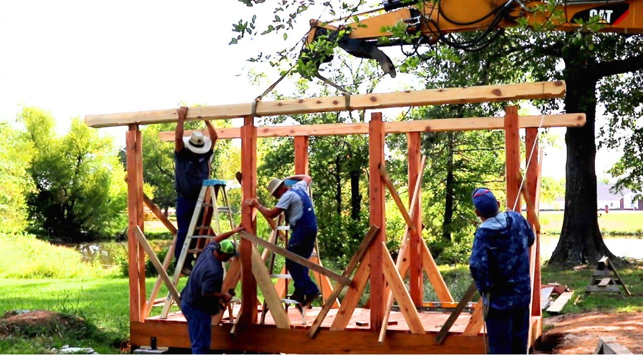Ongoing Bridge Assembly: Installing Knee Braces, Top Plates & Tie Beams, Covered Bridge Build Ep 8