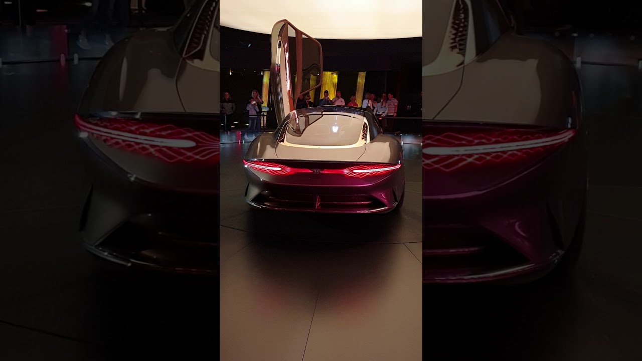Bentley exp 100