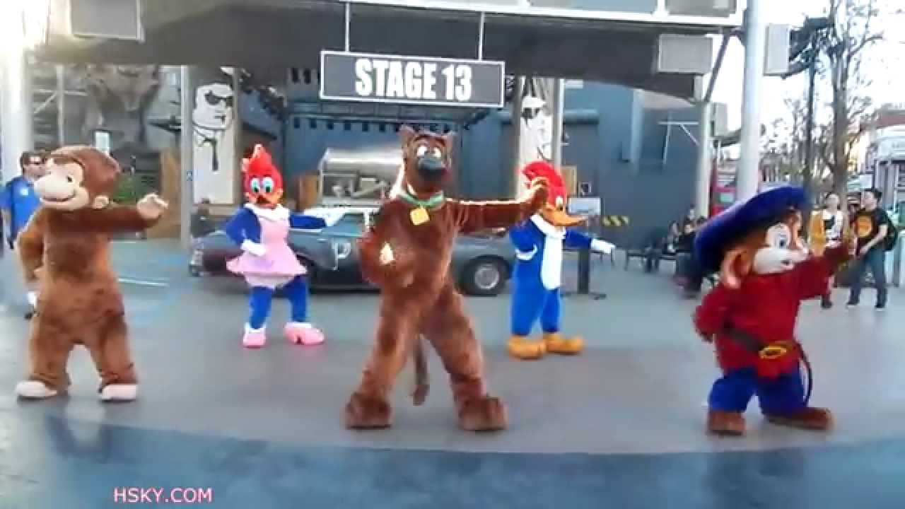 V#20 HSKY 2014 Come Dance with Cute Characters at Universal Studios Hollywood HD