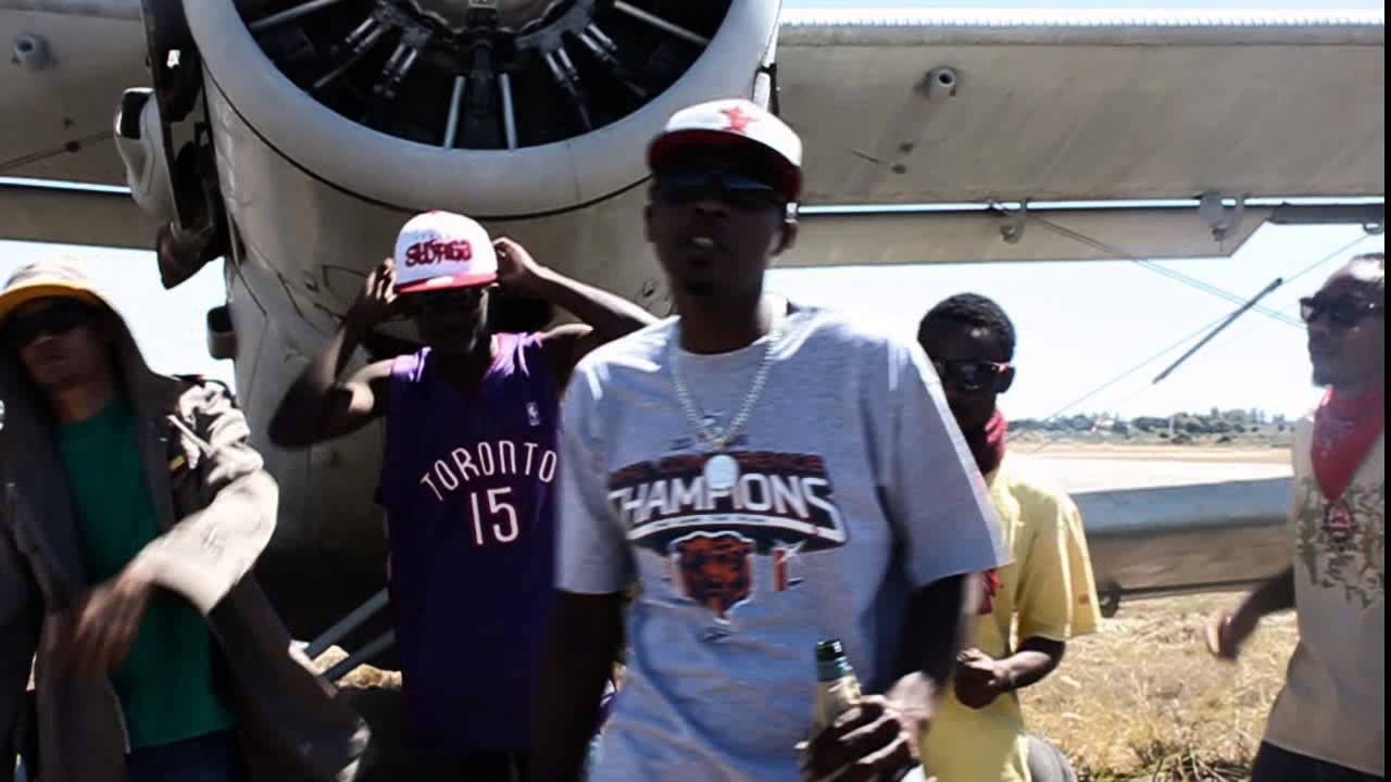 Kiasy Vybz Riddim Medley Street Clip)