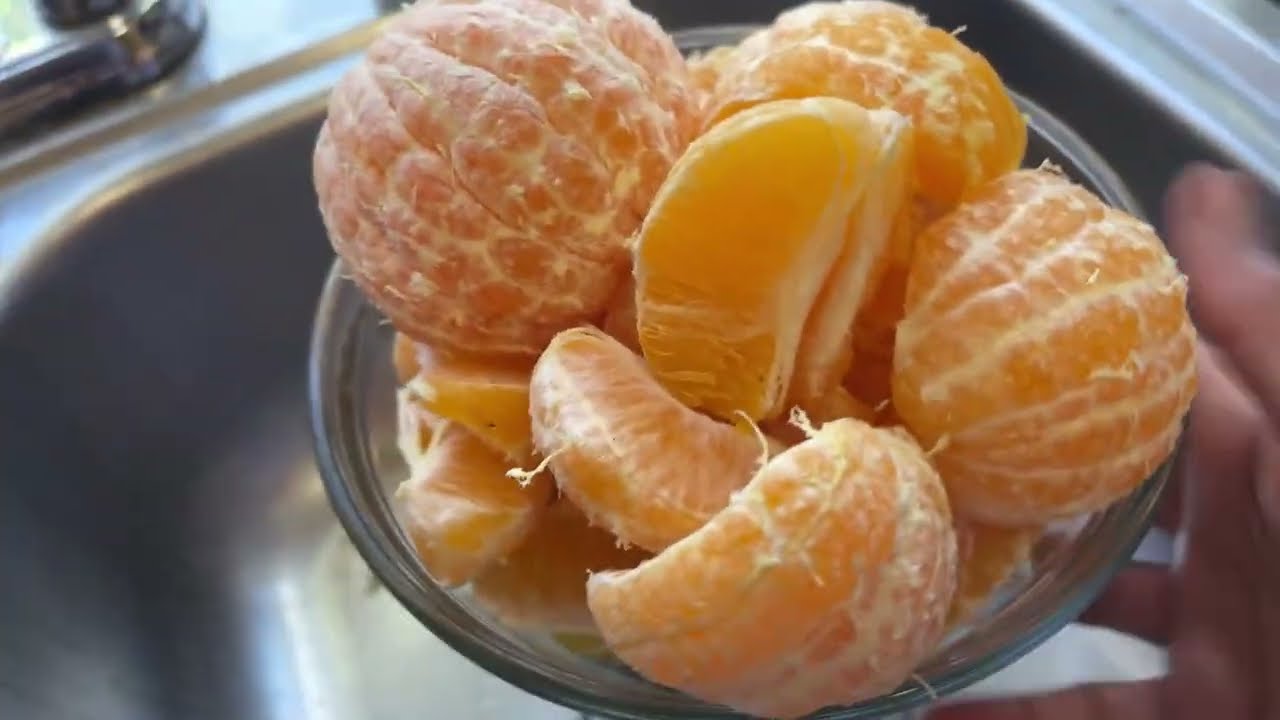 Highlight 16:10 - 21:10 from Vegetables Cutting