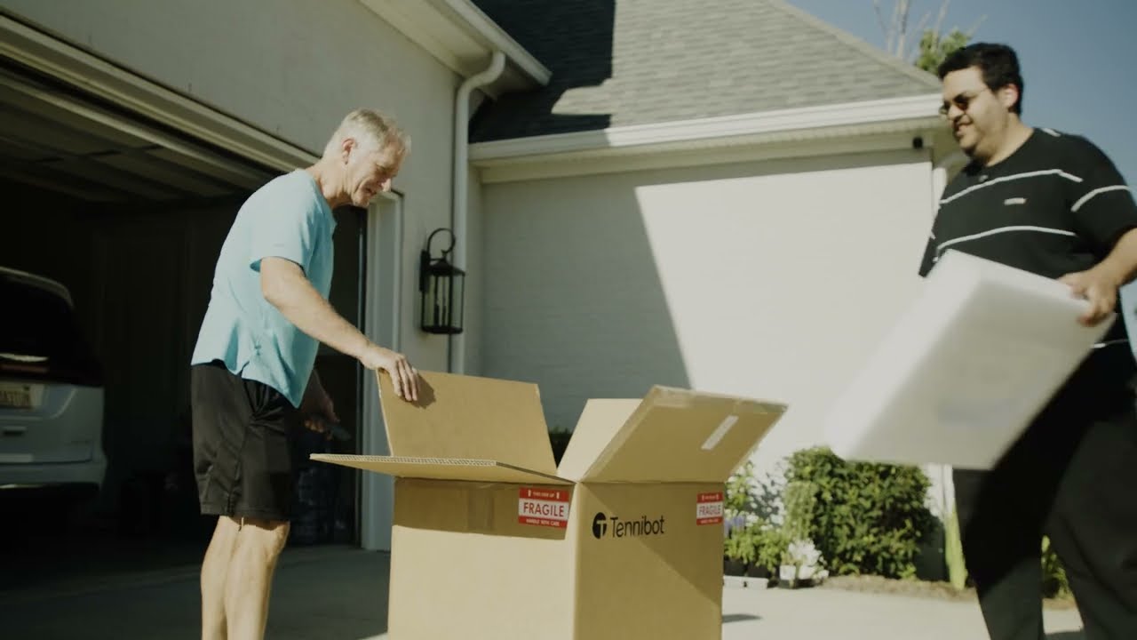 🎾 Tennibot Partner Delivery & Unboxing!