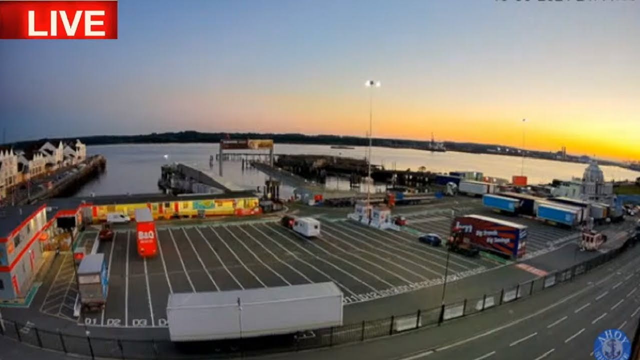 Ferry Cam - Southampton to Cowes UK Red Funnel Ferry (Live Camera 24/7 4K) VTS