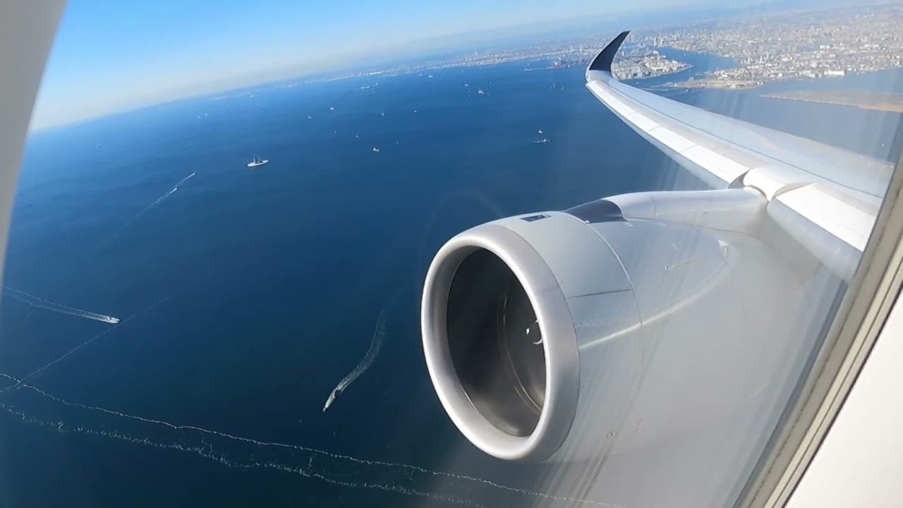 Singapore Airlines A350-900XWB Takeoff from Tokyo Haneda and Landing at Singapore | SQ631