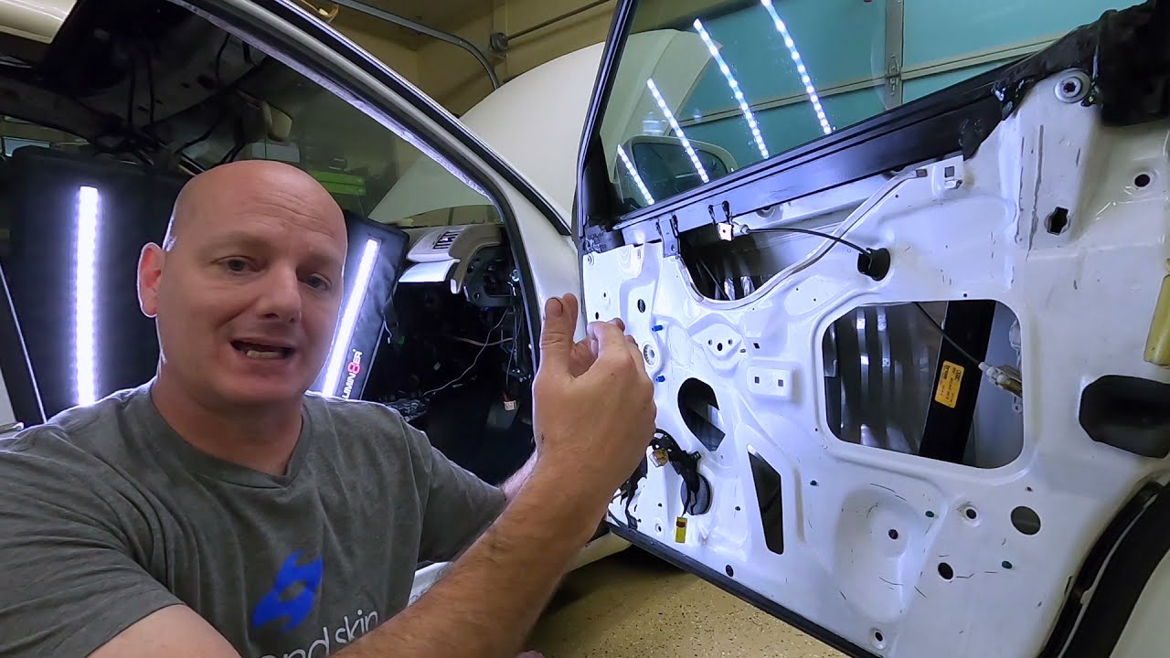 КАК СДЕЛАТЬ: Правильная акустическая обработка салона автомобиля - Часть 2 - Обшивка дверей