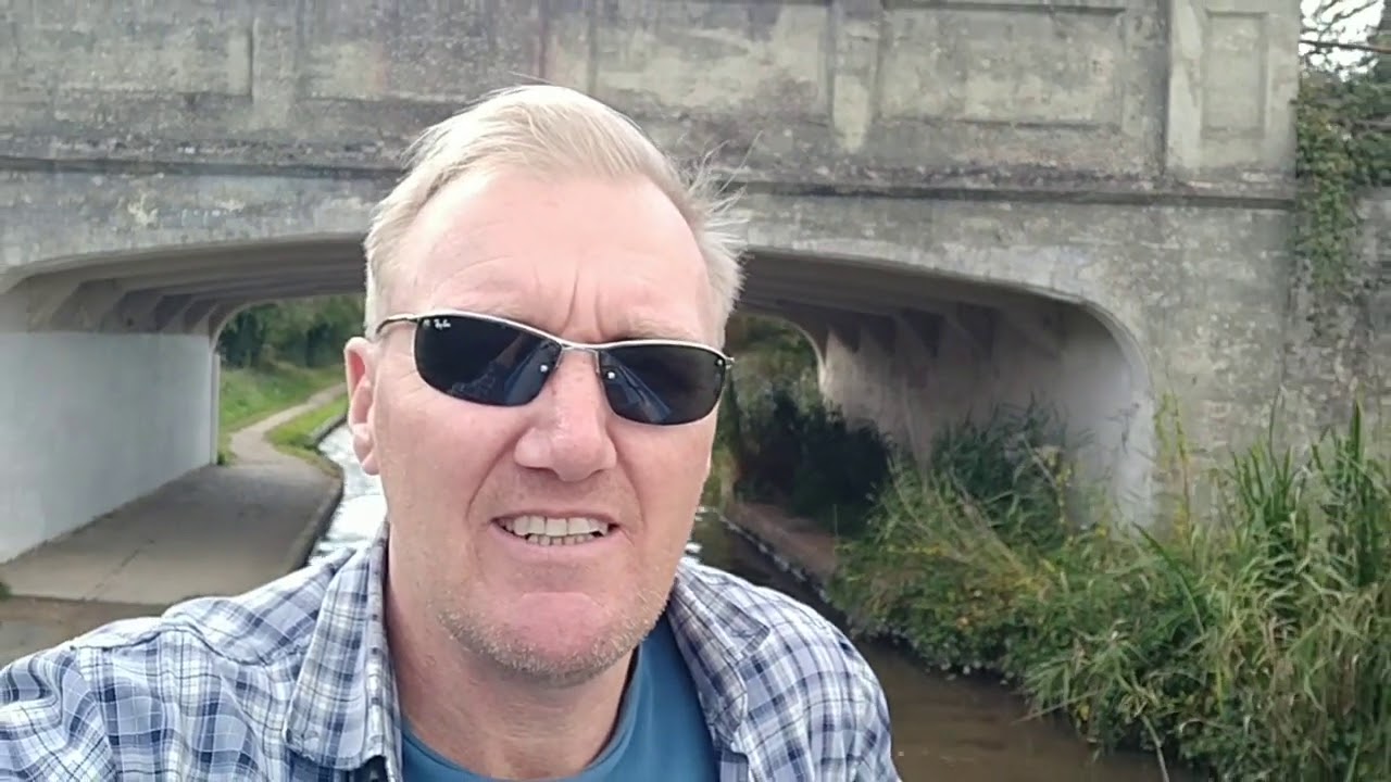 Narrowboat journey off the Severn onto the Worcester and Birmingham canal.