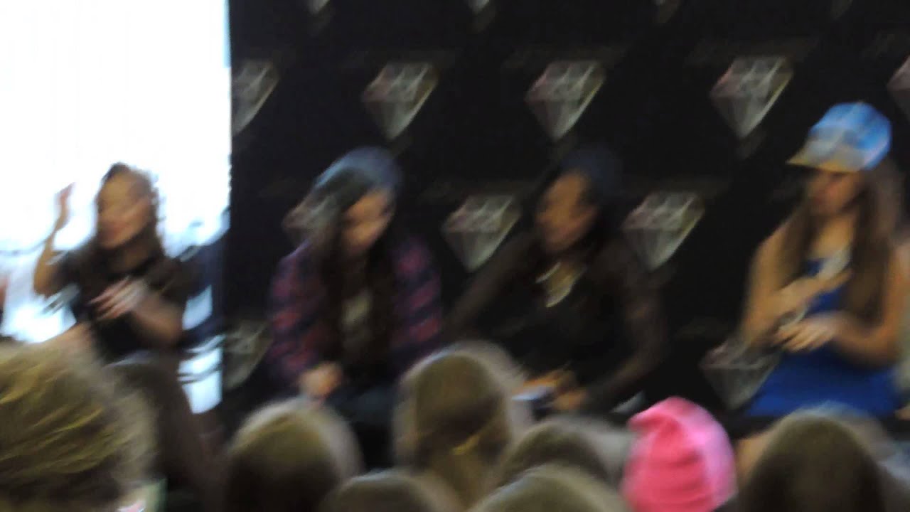 Fifth Harmony Soundcheck Q&A 3/5/14 Neon Lights Tour