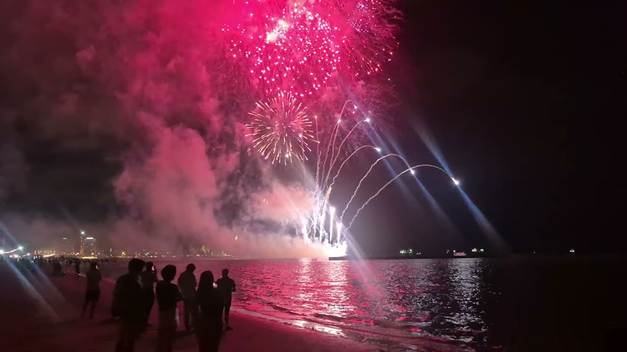 3 Fireworks Displays Every Week at Bai Chay, Ha Long, Vietnam