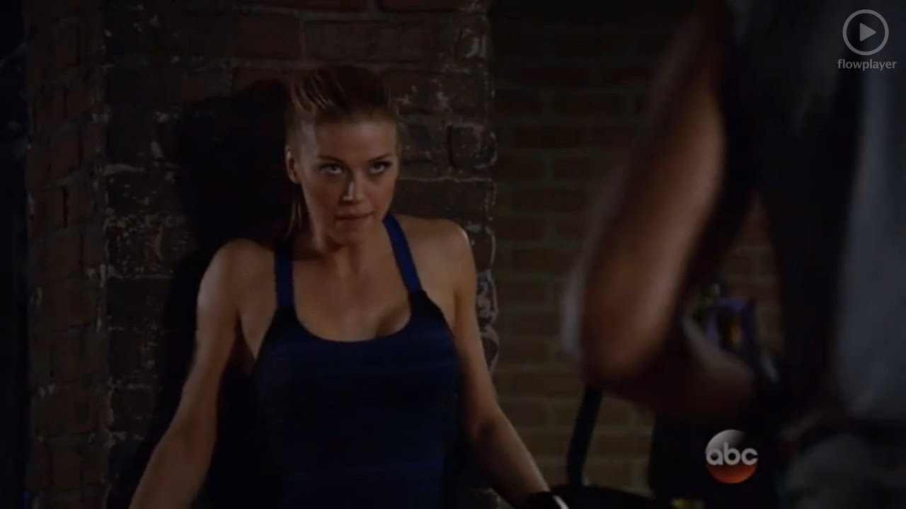 Adrianne Palicki - Sexy Workout Scene