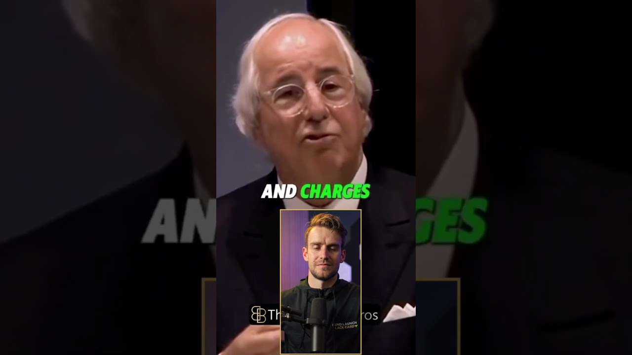 Fund Manager Reacts: Credit vs Debit 💸