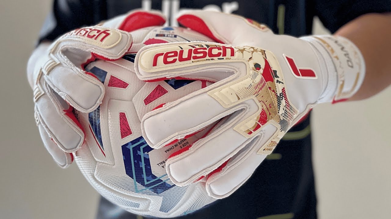 Reusch ATTRAKT GOLD X GLUEPRINT ORTHO-TEC Goalkeeper Gloves