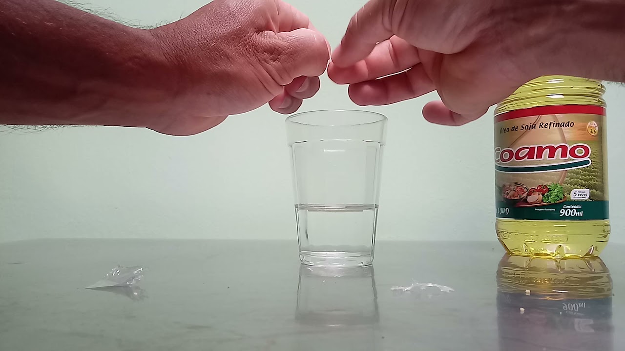 Será mesmo que o Diamante boia em água+óleo de cozinha?