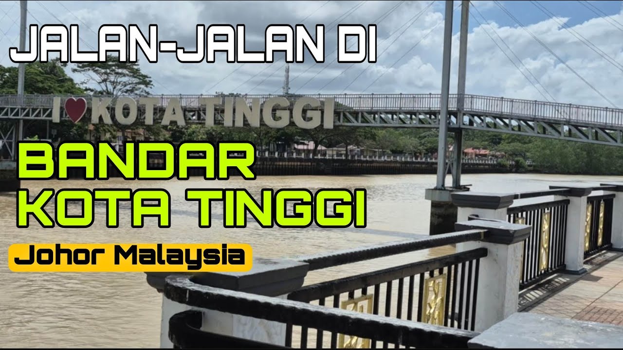 Jalan-jalan di bandar Kota Tinggi, Johor, Malaysia