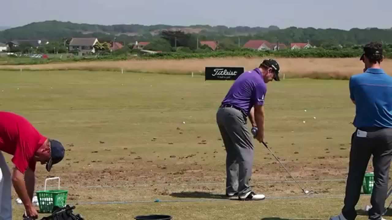 Tom Watson Practicing