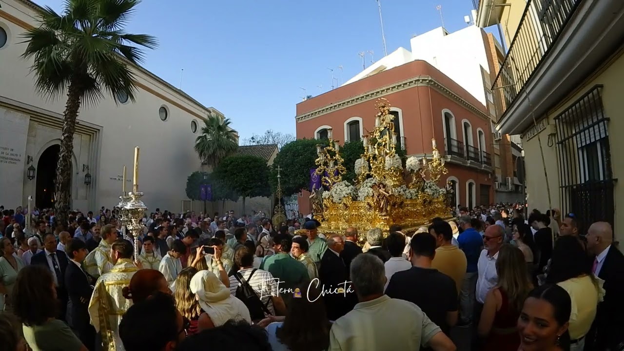 Procesión Triunfal San Juan Bosco y María Auxiliadora Coronada. Trinidad Sevilla 2024.