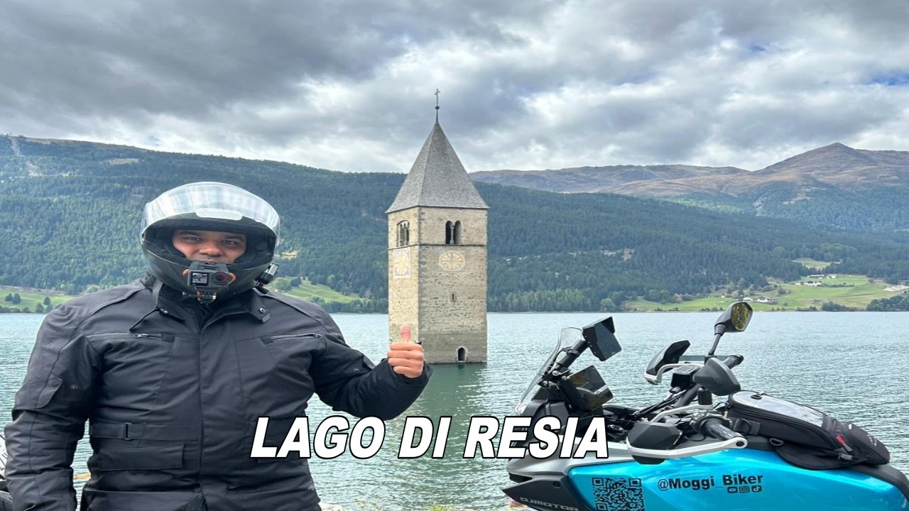 In moto al Lago di Resia il lago con il campanile sommerso | Passo Resia, Alto Adige