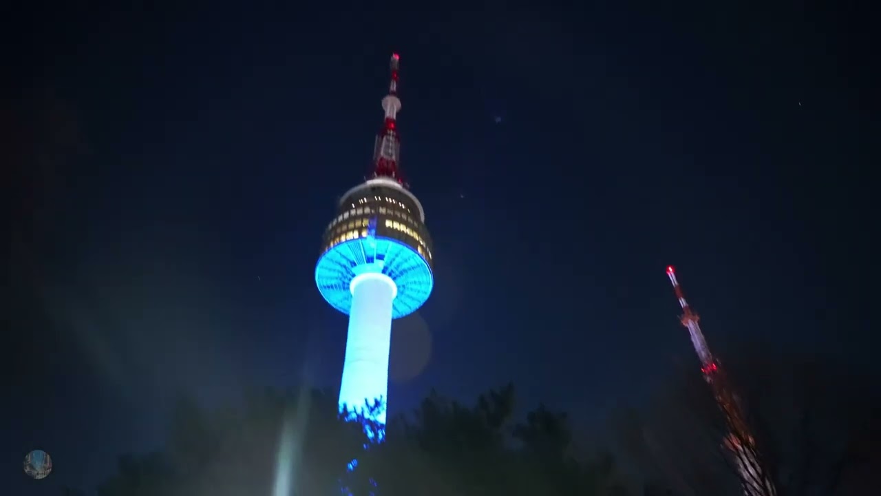 밤에도 엄청난 인파, 남산의 야경에 반해버린 관광객들 - 야경만 모아보기