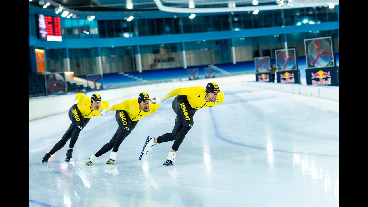 Team Jumbo-Visma traint met speciale luchtstroom in Thialf