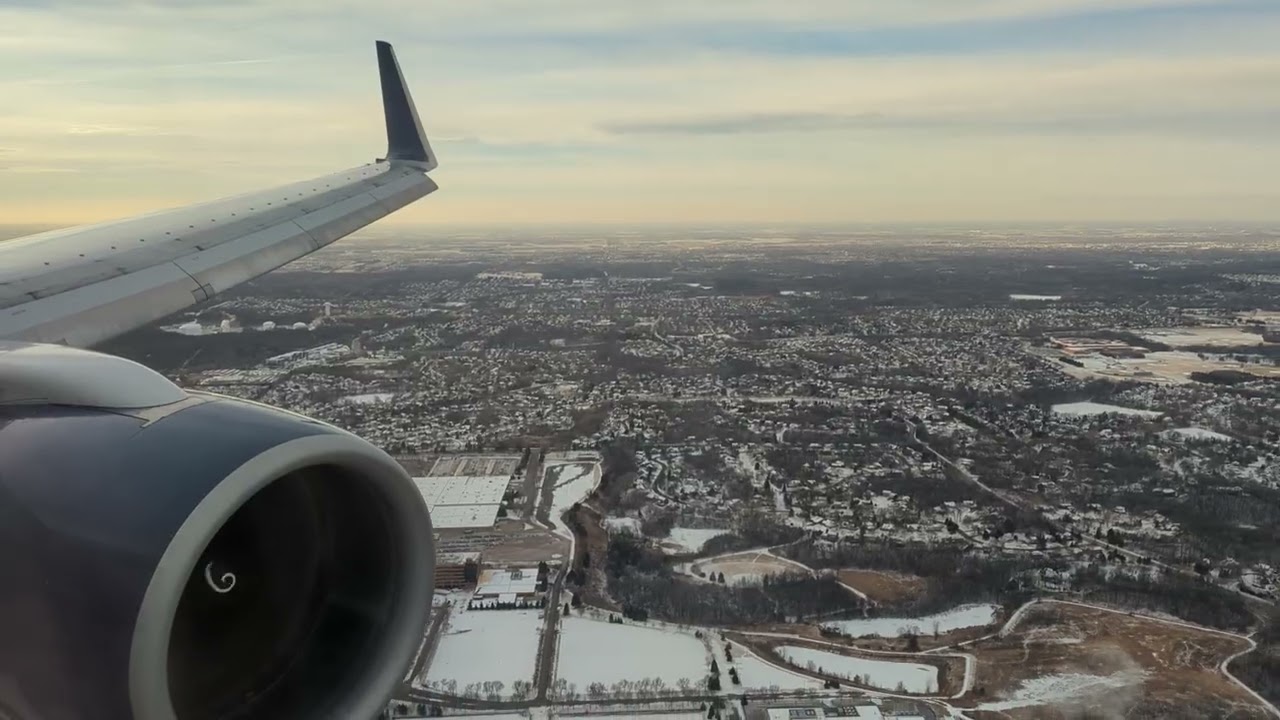 Delta Air Lines 757-300 landing ATL-MSP