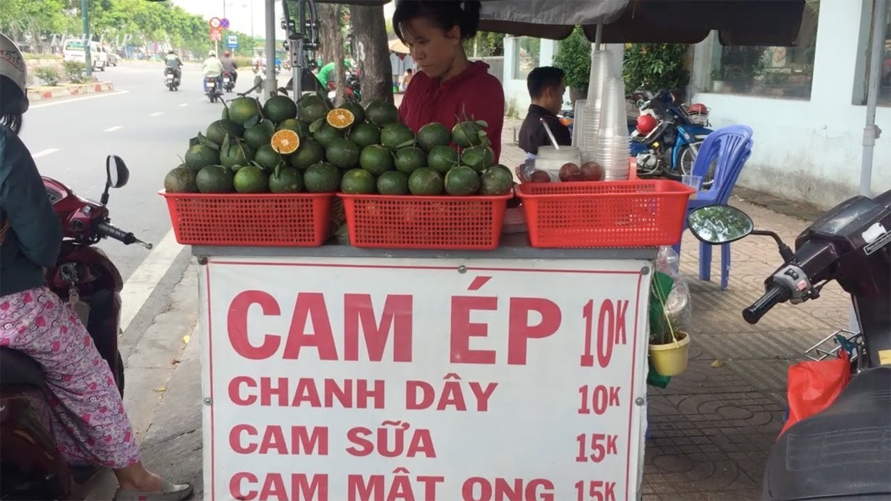 Xe cam vắt nhỏ x&iacute;u m&agrave; ng&agrave;y b&aacute;n hơn 100 k&yacute;