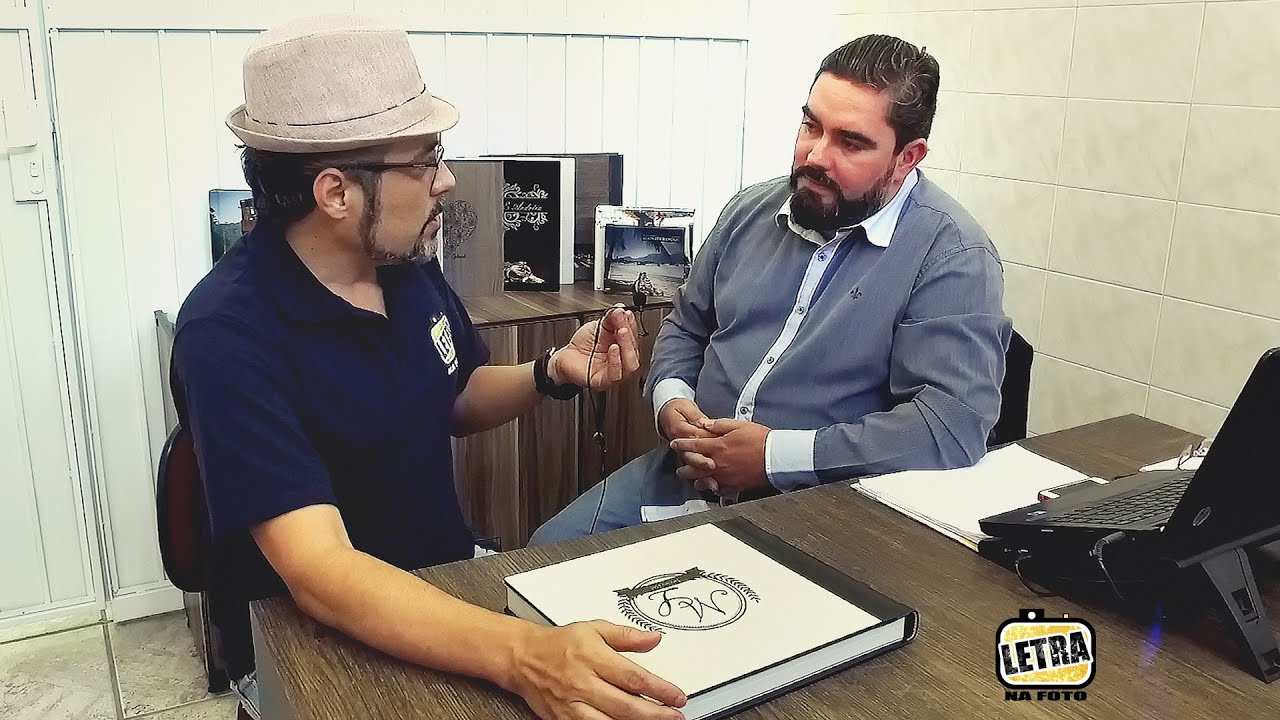Visita a Uma Encadernadora de Albuns - Letra Na Foto