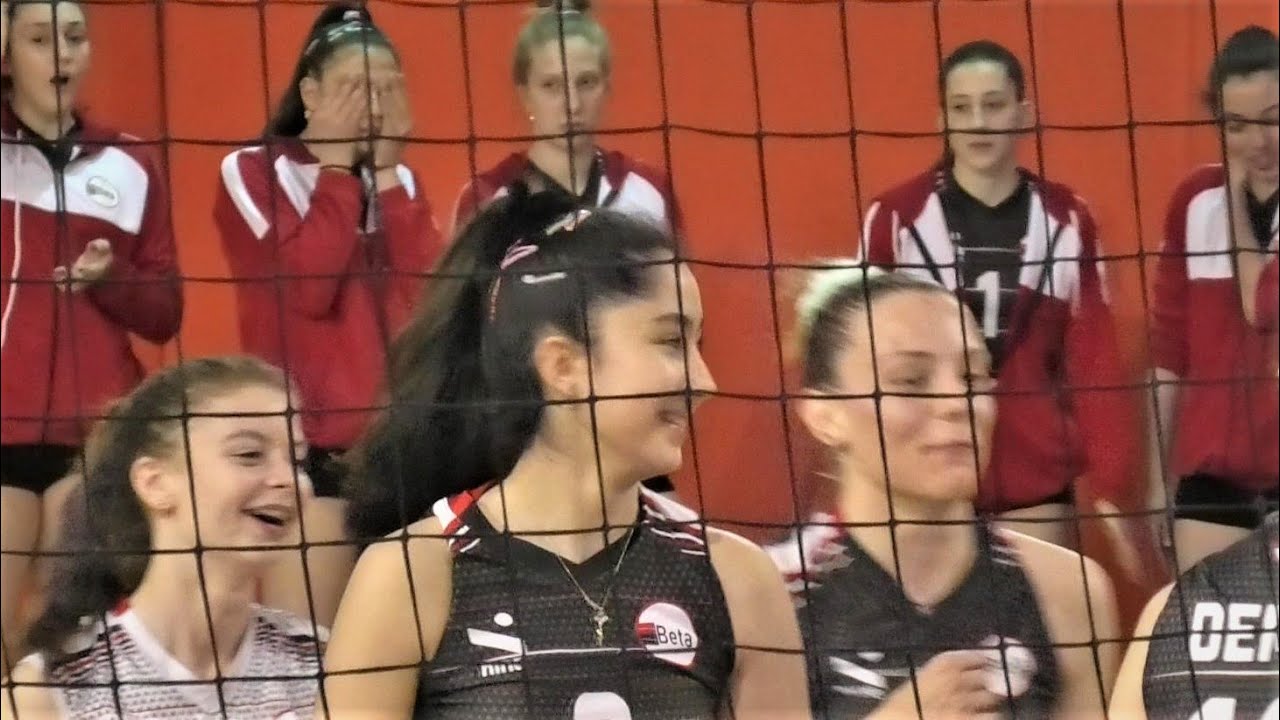 Muhteşem 5. Setin Yarısı! I İzmir B.Ş.B. - Beta Genç Kızlar Voleybol Karşılaşmasından I Full Heyecan