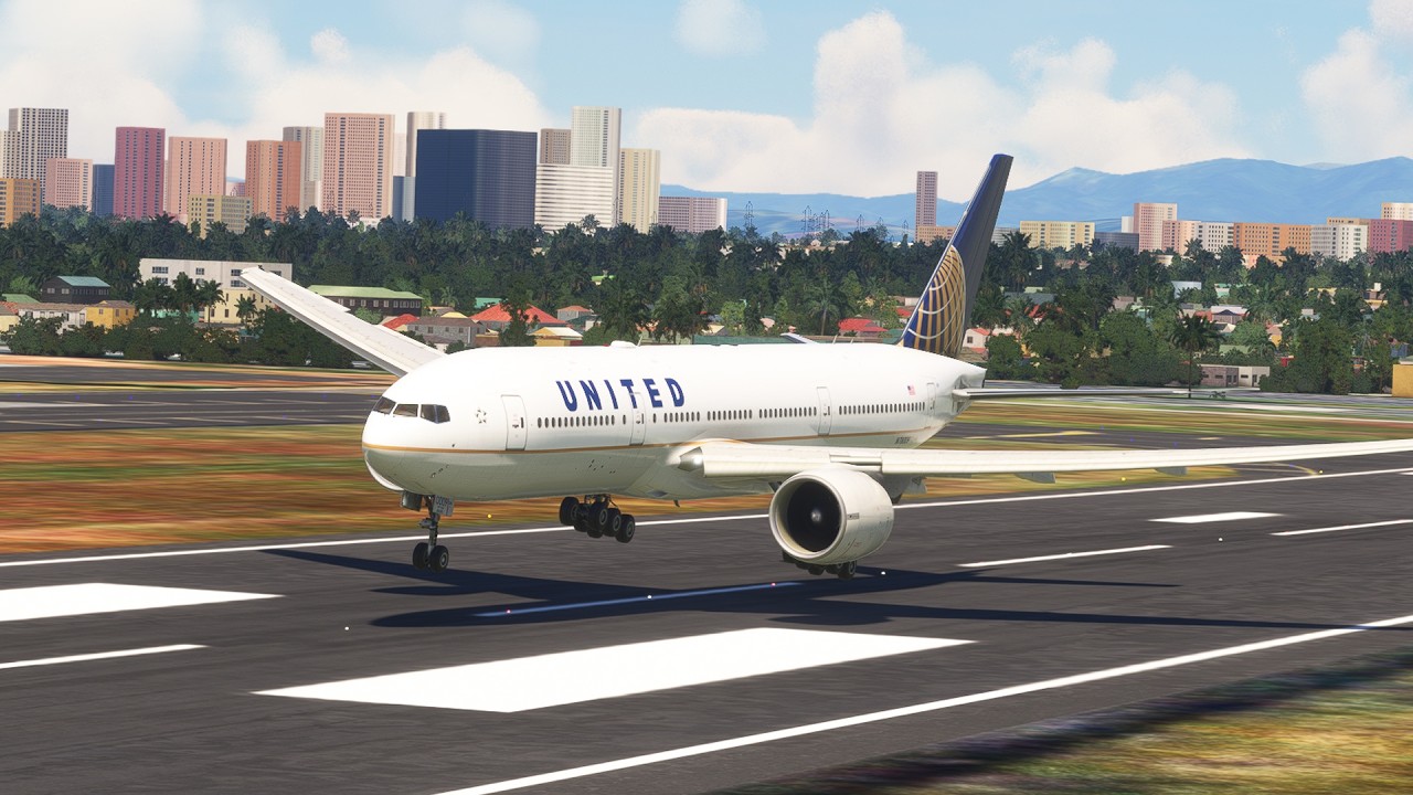Graceful Landing! United Airlines in Manila