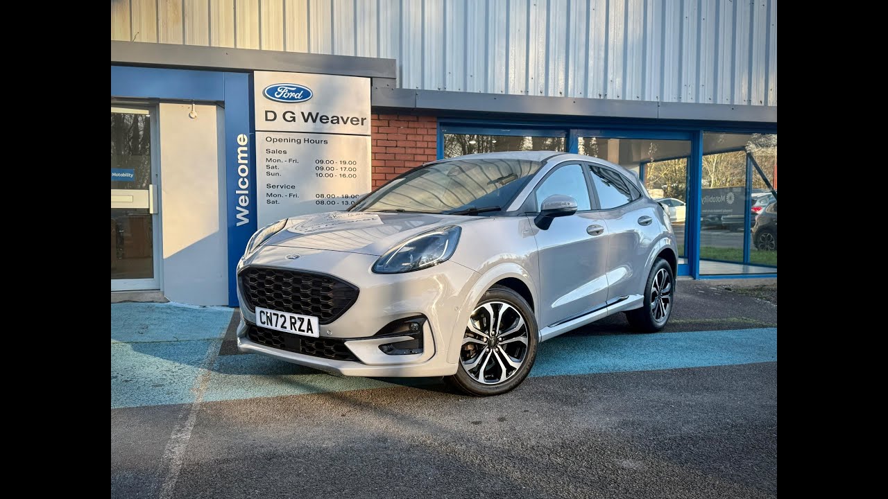 Walk around video of our Ford Puma ST-Line