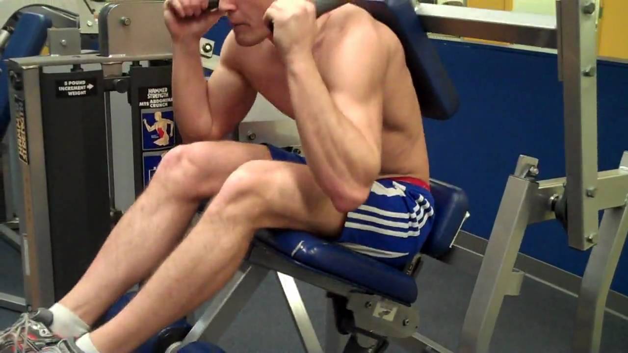 How To: Abdominal Crunch -No Legs- (Hammer Strength)