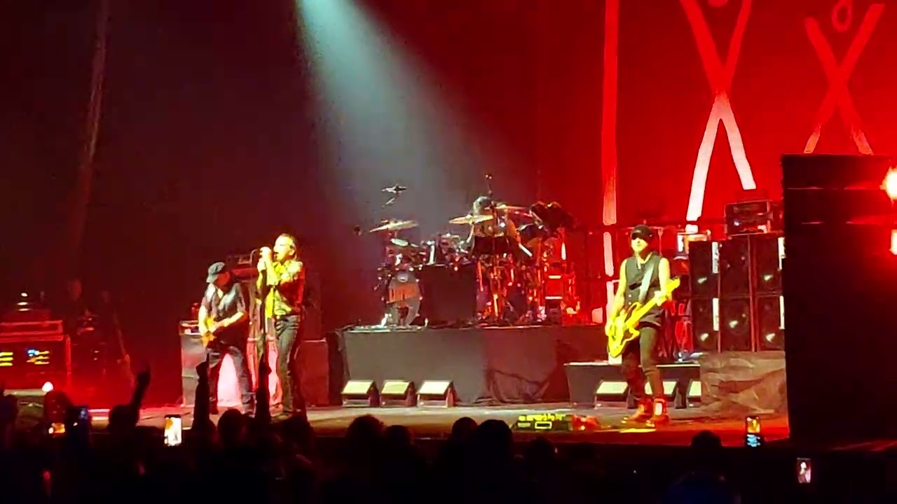 Litfiba - Eroi nel vento - live Padova 27.04.22