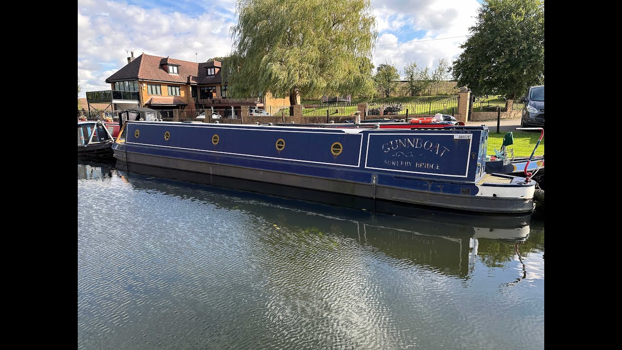 *Sold* Gunnboat 57' Traditional Narrowboat