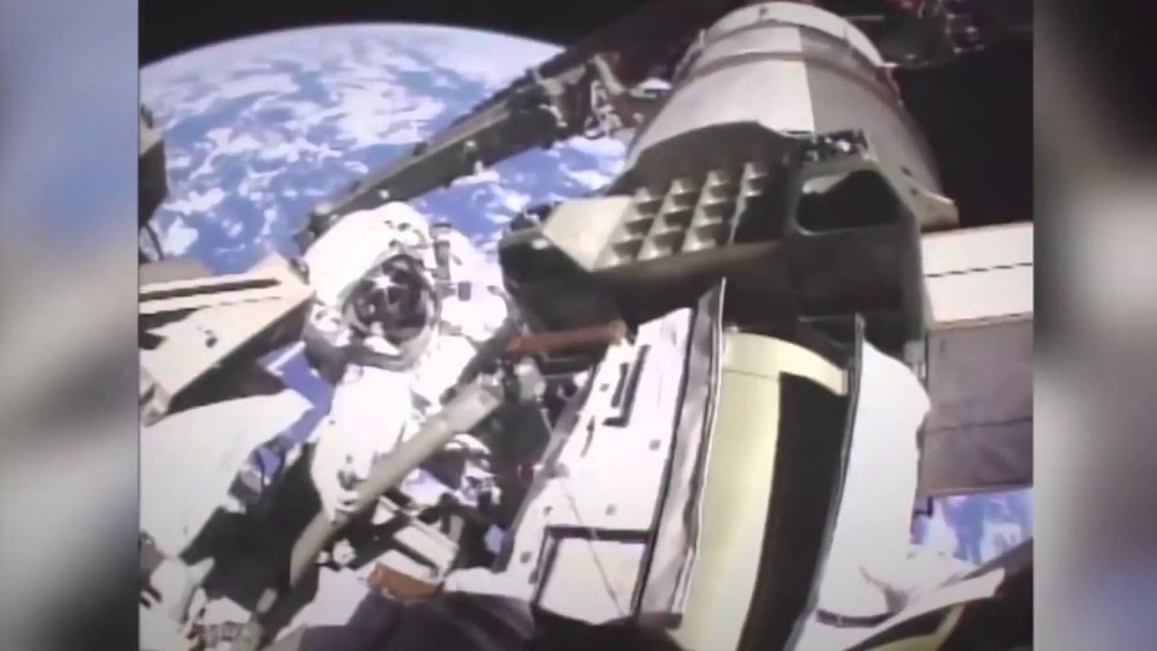 Tell Me A Story: Dangerous Space Station Repair