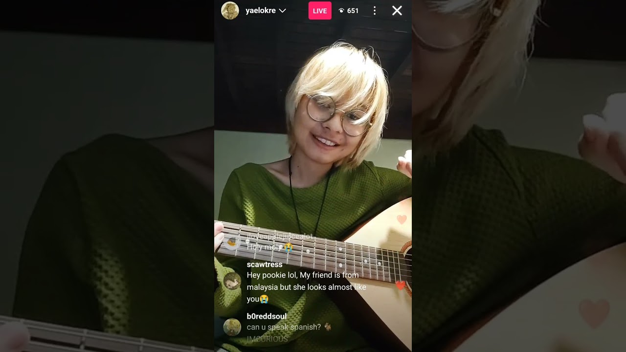 Yaelokre's Live. (not full, just half full of the live. i thought i captured it all)#yaelokre #keath