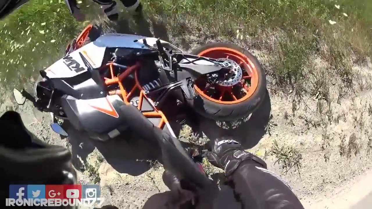 Shocking Moments a Motorcycle Crashes || 2017 || Motorcycle Accidents || MOTO FAILS ||