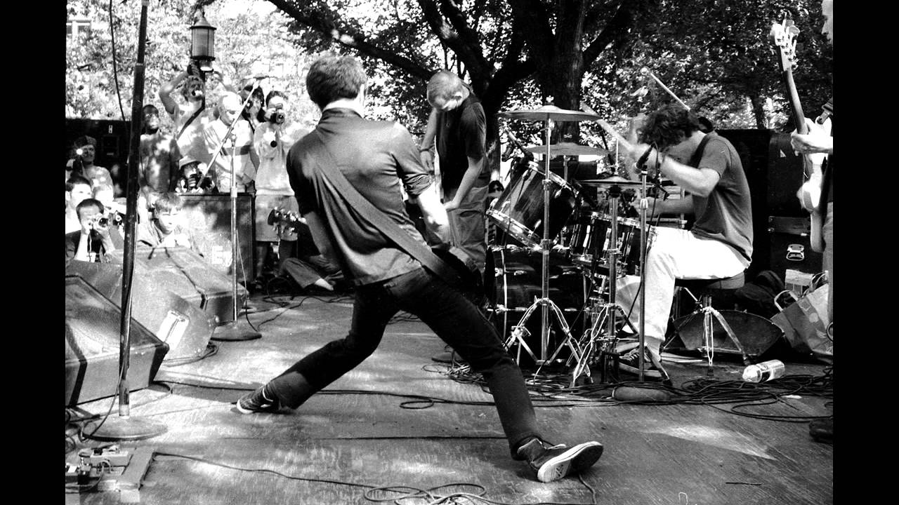 Fugazi - 23 Beats Off / Two Beats Off (Live in Kansas City, 1993)