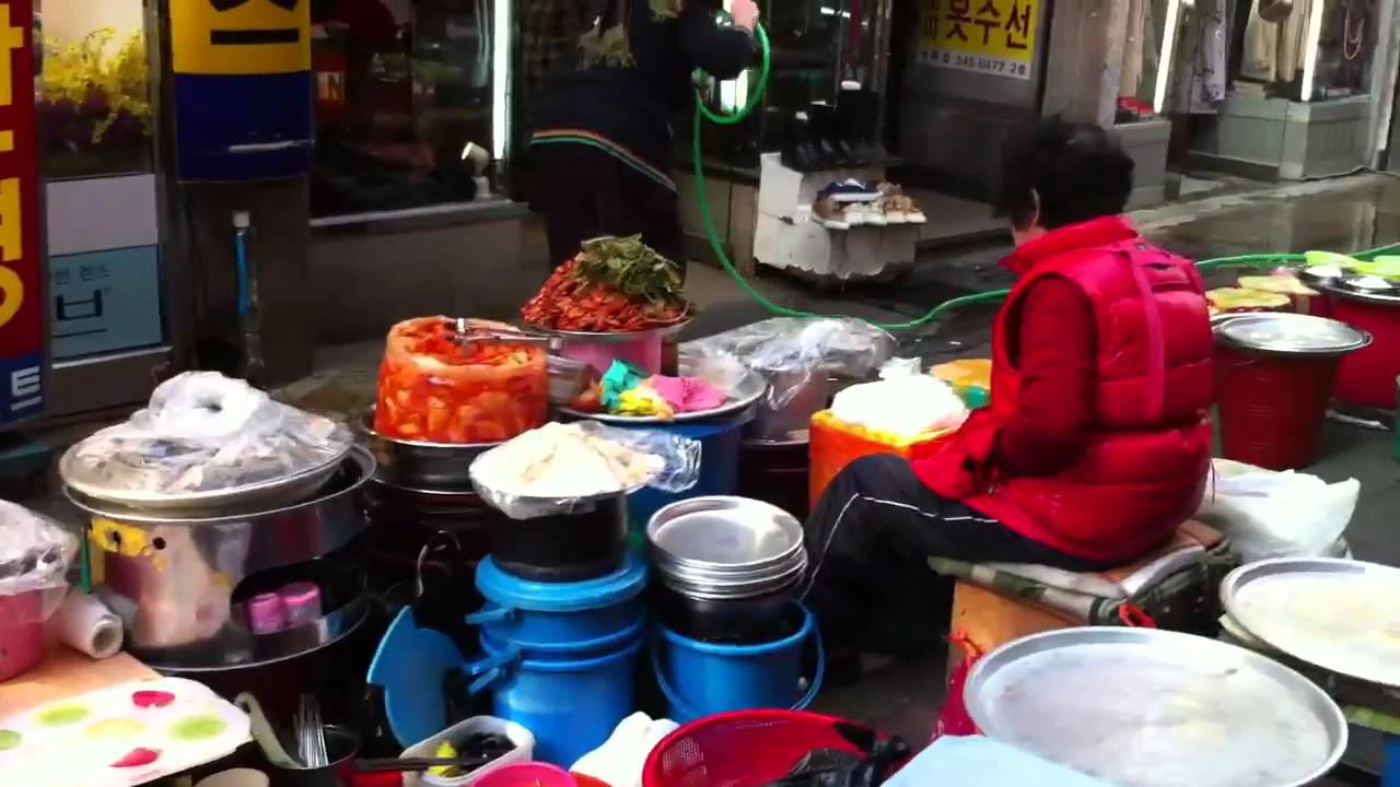 国際市場のアリラン通り 釜山ナビ