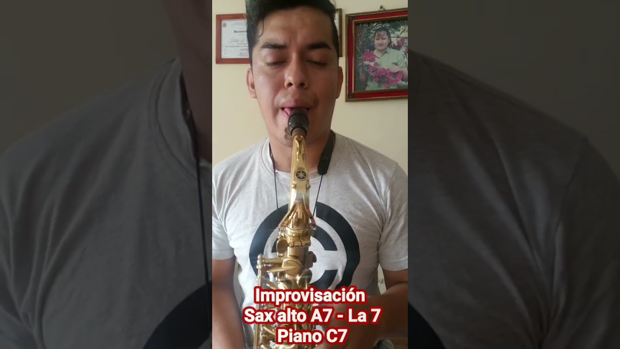 Clemente Galicia - Improvisación en Cumbia , Saxofón