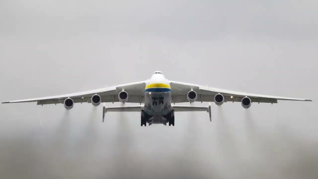 Flying Friday: AN-225