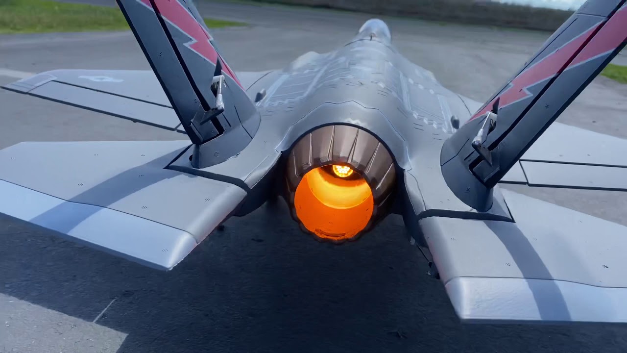 Custom Freewing F-35 w/80mm fan upgrade maiden flight at Livermore Flying Electrons Field!