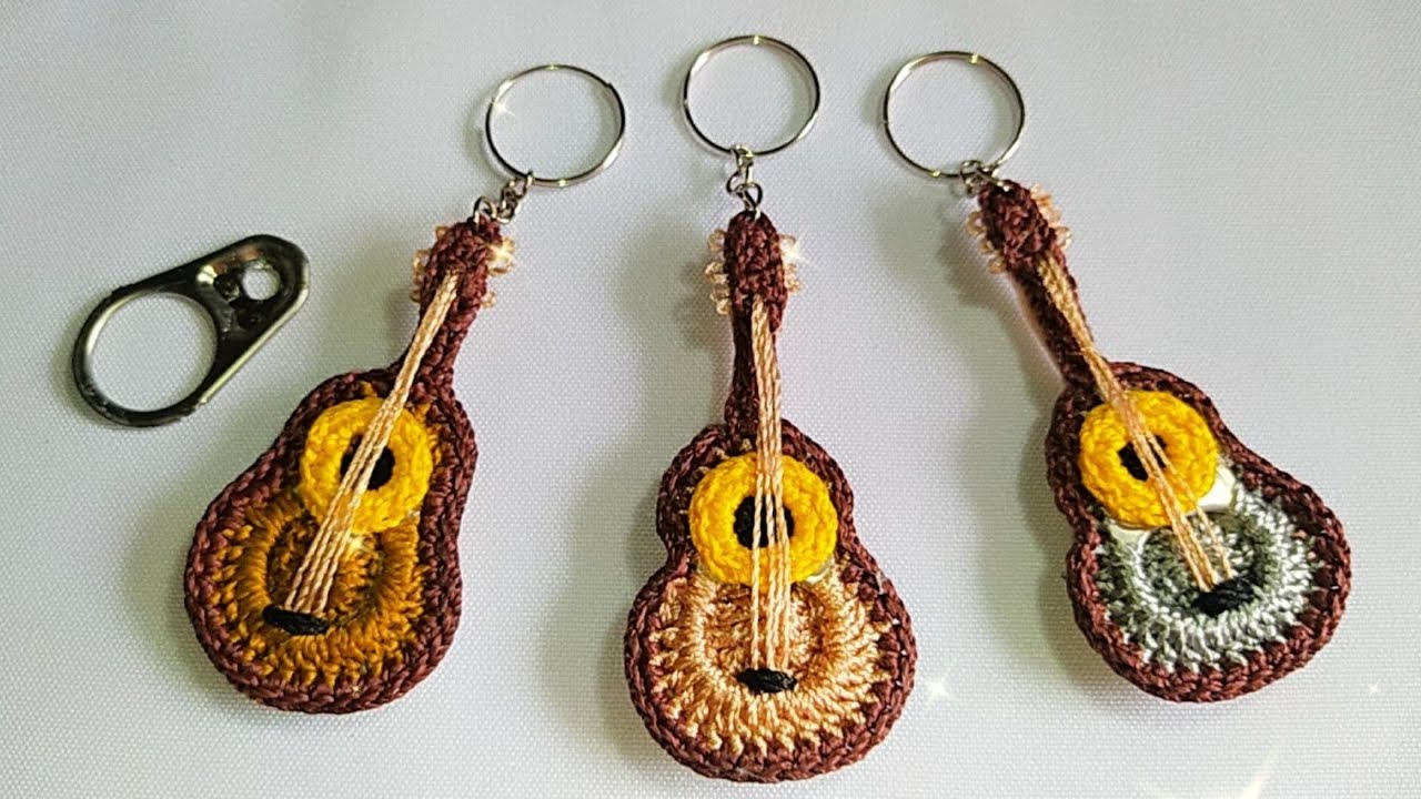 VIOLÃO CHAVEIRINHO EM CROCHÊ /RECICLANDO LACRES!!✨
