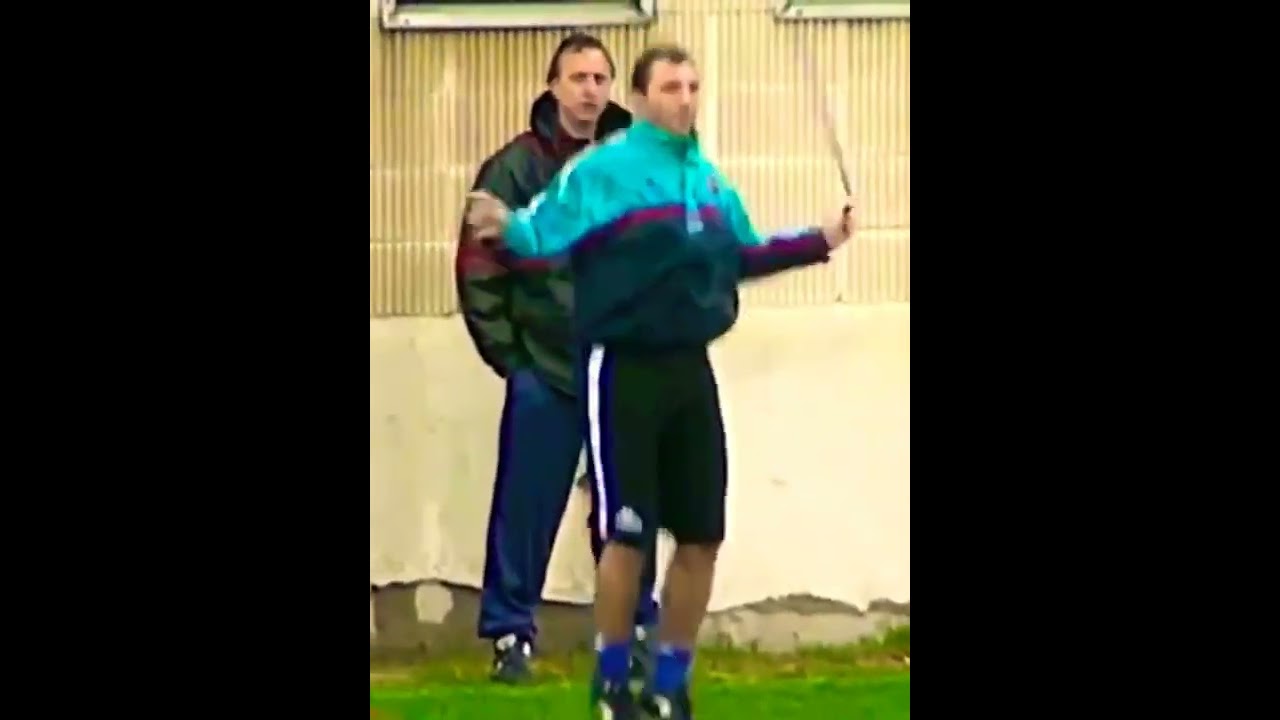 Johan Cruyff ense&ntilde;a a como saltar a la cuerda #shorts